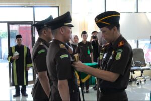 Resmi Jabat Kasi Intel Kejari Lampung Tengah, ini Rekam Jejak Jaksa Alfa Dera