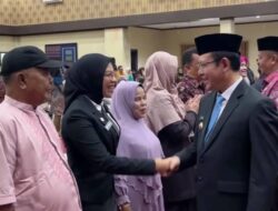 Dewi “Centong” Nofita: Dari Abdi Rakyat Menjadi Srikandi Penegak Perda Payakumbuh