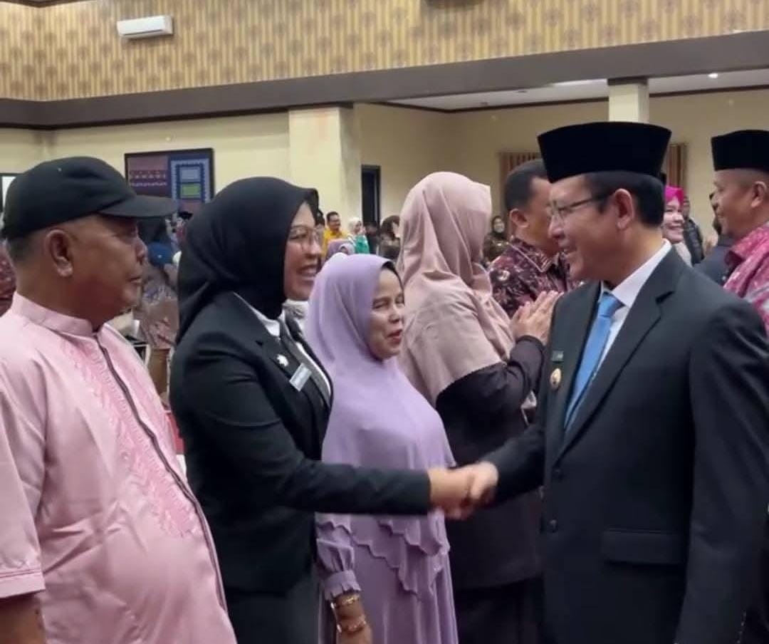 Dewi “Centong” Nofita: Dari Abdi Rakyat Menjadi Srikandi Penegak Perda Payakumbuh
