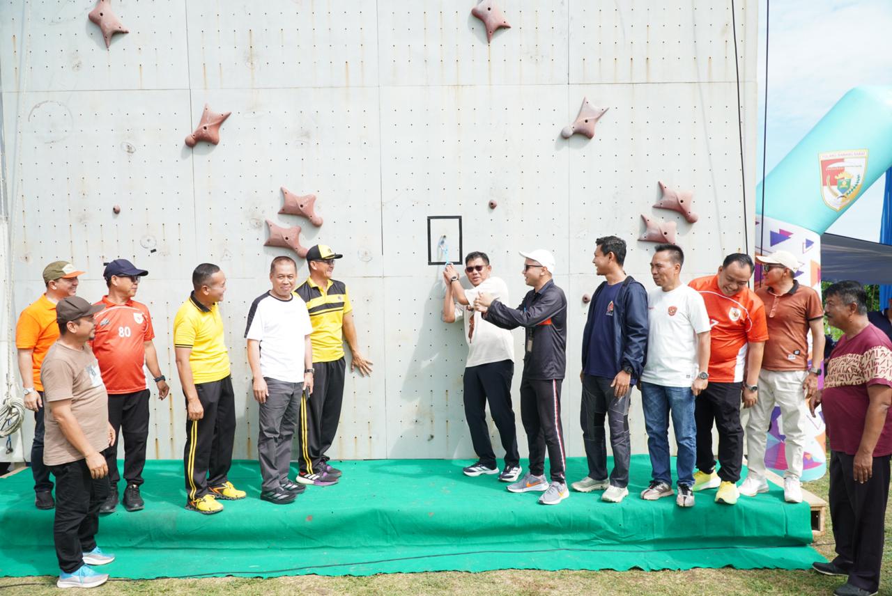 Bupati Novriwan Jaya Buka Kejurkab Basket 2025: Target Kembalikan Tubaba Sebagai Lumbung Atlet Lampung