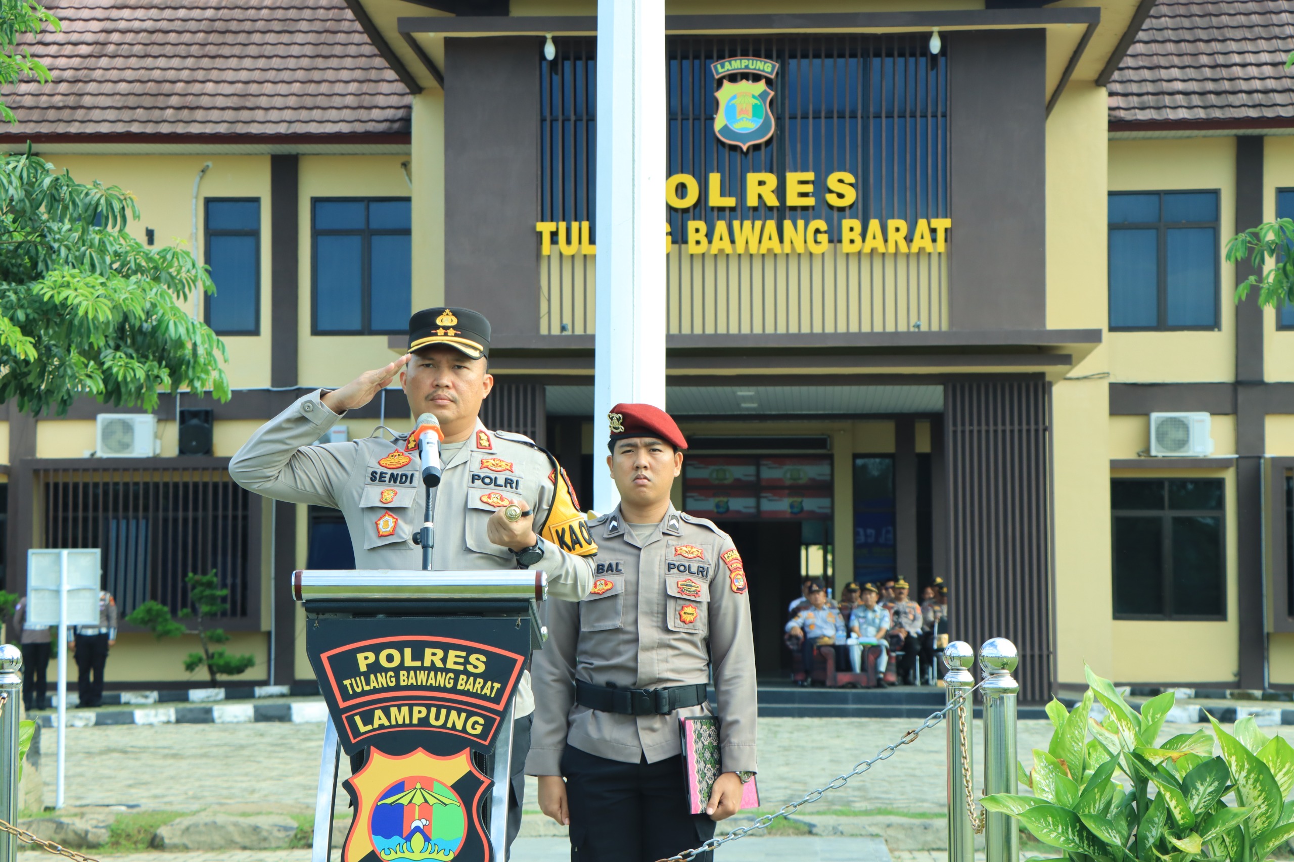 Kapolres Tulang Bawang Barat Pimpin Apel Gelar Pasukan Operasi Zebra Krakatau 2025