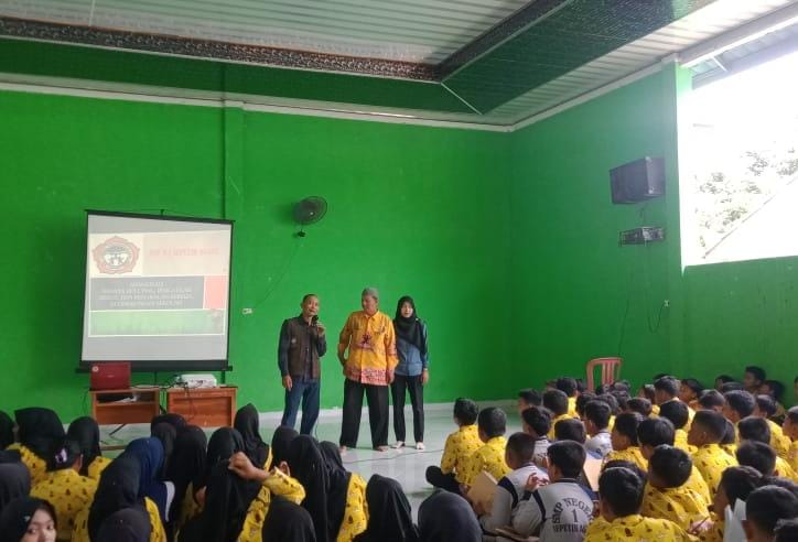 LPA Lampung Tengah Gelar Edukasi Bahaya Bullying, Pergaulan Bebas, dan Narkotika di SMPN 1 Seputih Agung