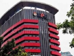 Bupati Lampung Tengah Diamankan KPK, Dua Kantor Dinas Disegel