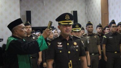 Kembali ke Sulsel, Median Suwardi Resmi Jabat Kasi Intel Kejari Takalar Kembali ke Sulsel, Median Suwardi Resmi Jabat Kasi Intel Kejari Takalar