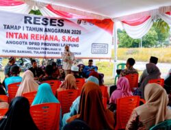 Reses DPRD Lampung di Bujung Sari Marga Warga Sampaikan Keluhan BPJS hingga Jalan Rusak